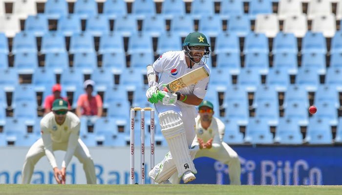 The first day of the Johannesburg test, Pakistan scored 17 runs on 2 wickets